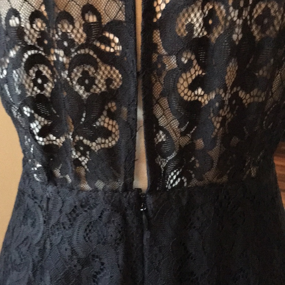 BB Dakota Black Lace Halter Dress - Picture 4 of 6